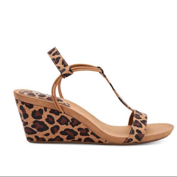 Style & Co.Mulan Open Toe Casual Platform Sandals - Picture 1 of 9